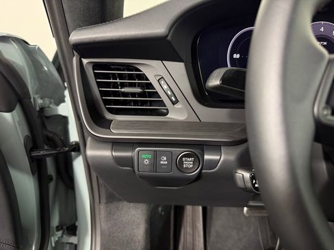 Certified 2025 Porsche 911 Carrera 4 GTS image 22