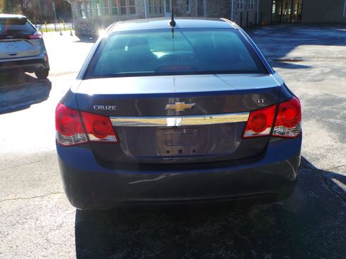 Used 2014 Chevrolet Cruze LT image 8