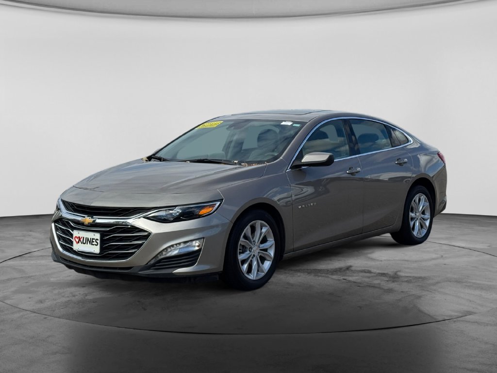 Used 2024 Chevrolet Malibu LT FWD image 3