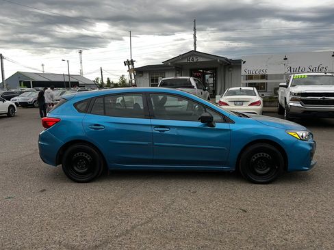 Used 2017 Subaru Impreza 2.0i AWD/4WD image 2