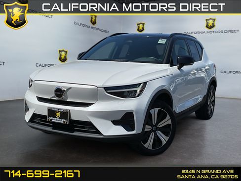 Used 2023 Volvo XC40 Recharge Core AWD/4WD image 1