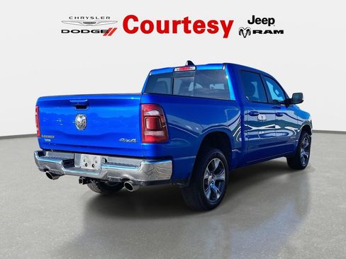 Used 2023 RAM 1500 Laramie AWD/4WD image 4