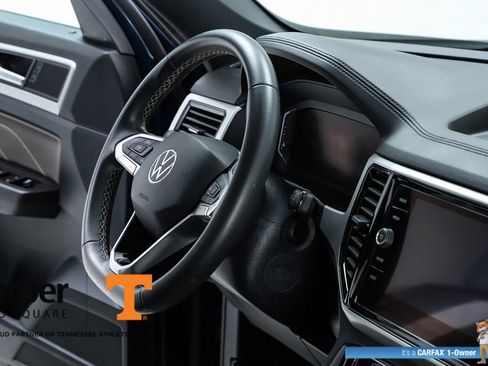 Used 2022 Volkswagen Atlas Cross Sport SE image 36