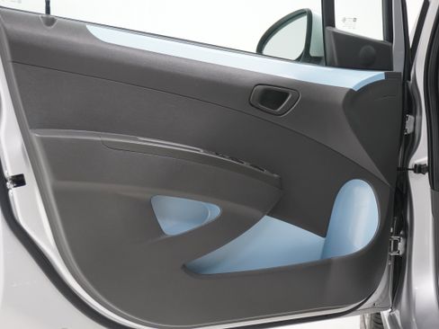 Used 2015 Chevrolet Spark LT image 13