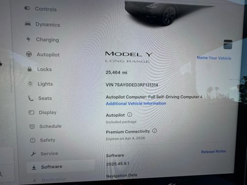 Used 2024 Tesla Model Y Long Range RWD image 28