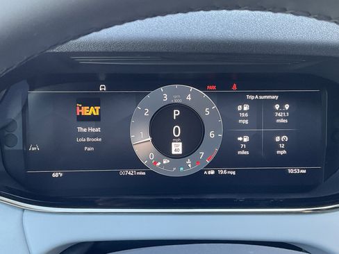 Used 2024 Land Rover Range Rover Evoque S image 16