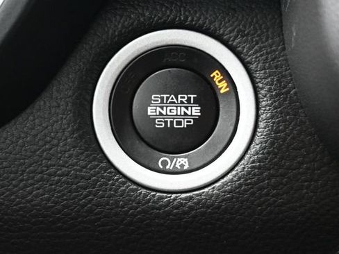 Used 2022 RAM 1500 Big Horn AWD/4WD image 24