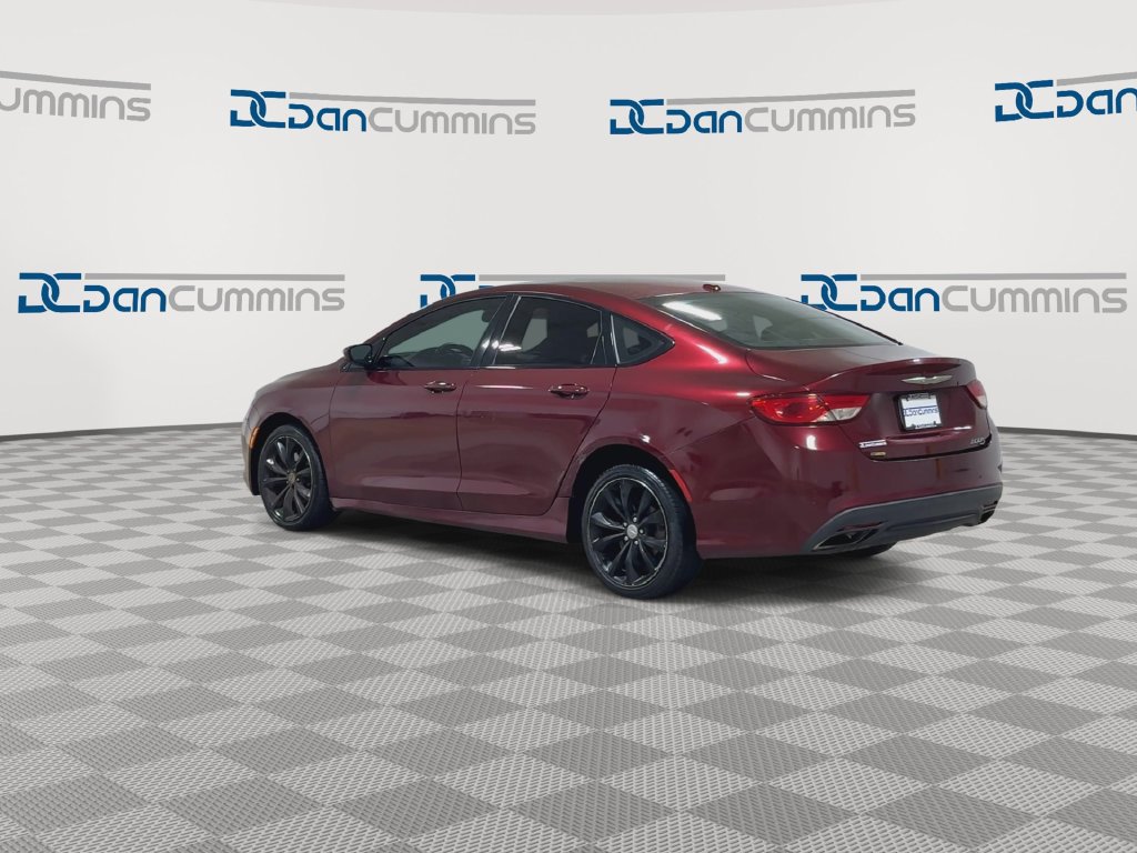 Used 2015 Chrysler 200 S FWD image 6