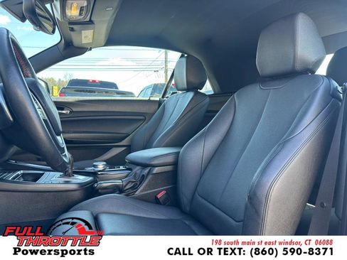 Used 2018 BMW 230i xDrive Convertible image 23