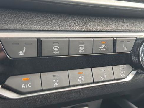 Used 2024 Nissan Altima 2.5 SV w/ SV Premium Package image 41