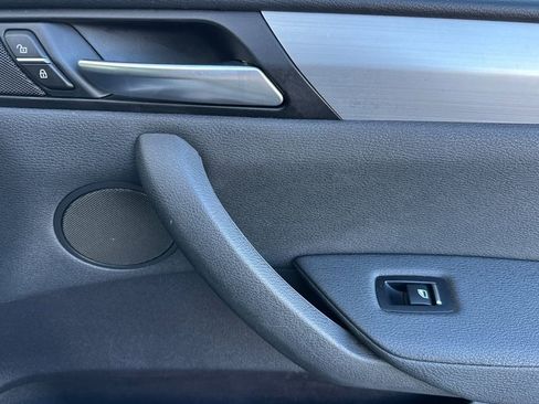 Used 2017 BMW X3 xDrive28i image 19