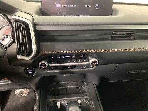 Used 2024 MAZDA CX-50 AWD 2.5 Turbo image 25