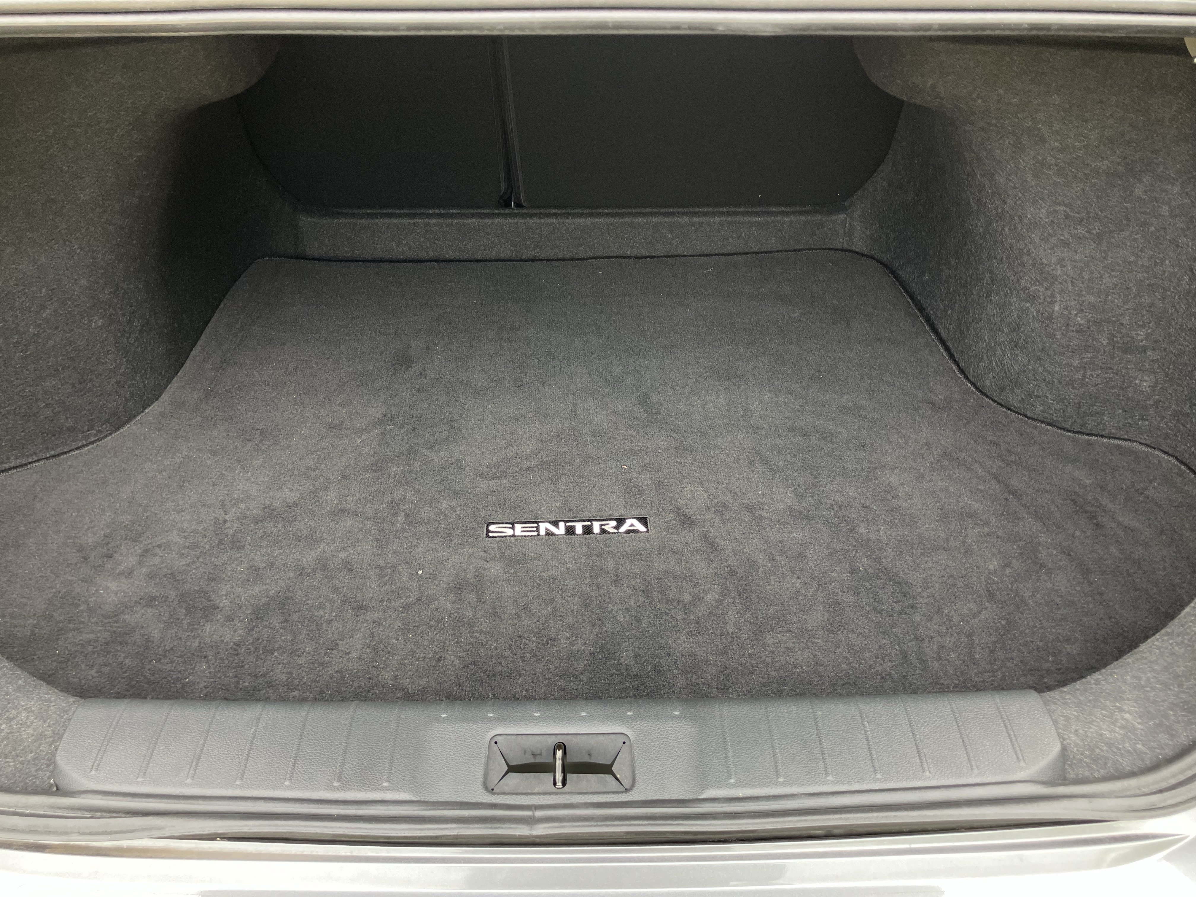 Used 2023 Nissan Sentra SV FWD image 32