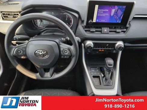 Used 2024 Toyota RAV4 XLE image 28