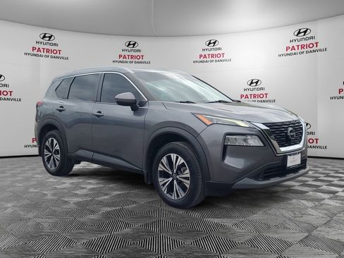 Used 2022 Nissan Rogue SV w/ SV Premium Package AWD/4WD image 1