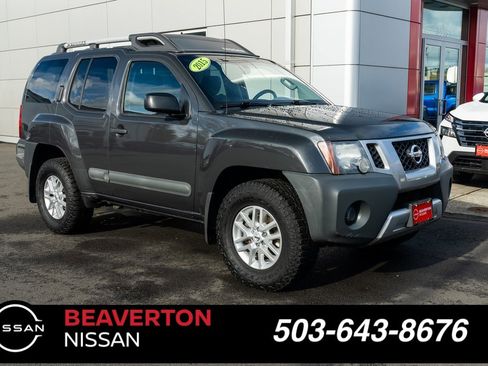 Used 2015 Nissan Xterra S image 1