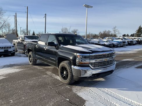 Used 2017 Chevrolet Silverado 1500 LT w/ All Star Edition image 2