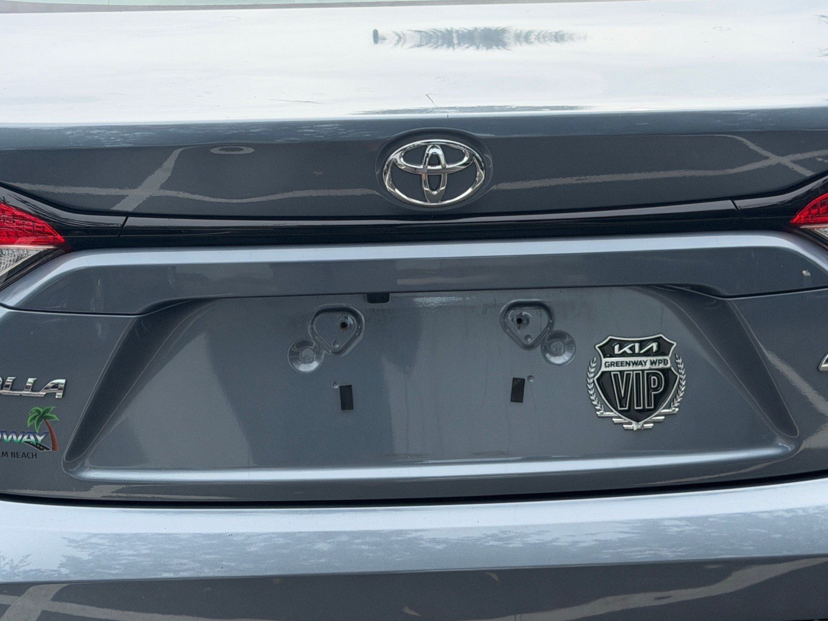 Used 2024 Toyota Corolla LE FWD image 38