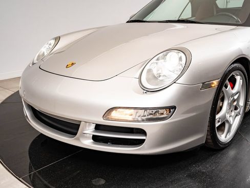 Used 2006 Porsche 911 Carrera S RWD image 17