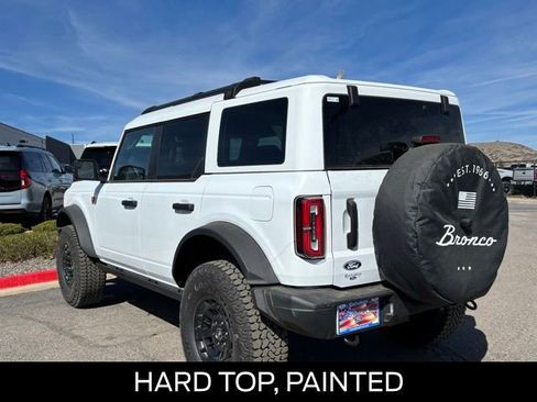 New 2026 Ford Bronco Badlands w/ Sasquatch Package image 3