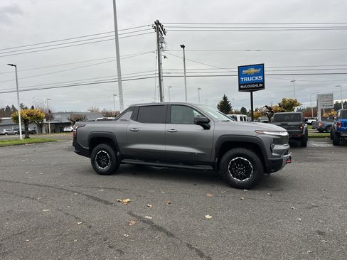 New 2026 Chevrolet Silverado EV Trail Boss w/ Premium Package image 7