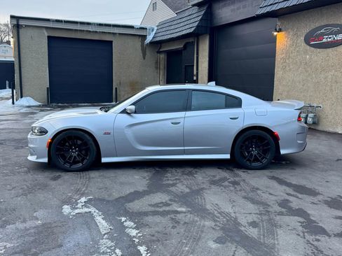 Used 2020 Dodge Charger Scat Pack w/ Dynamics Package image 15