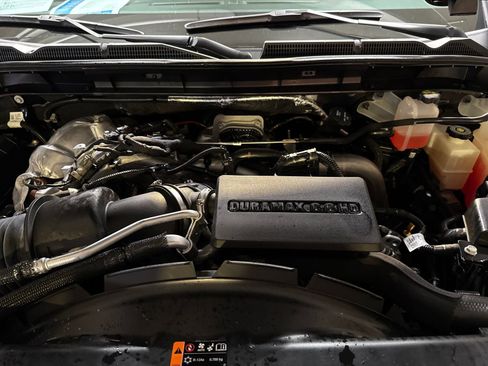 Used 2024 GMC Sierra 3500 Denali Ultimate image 29