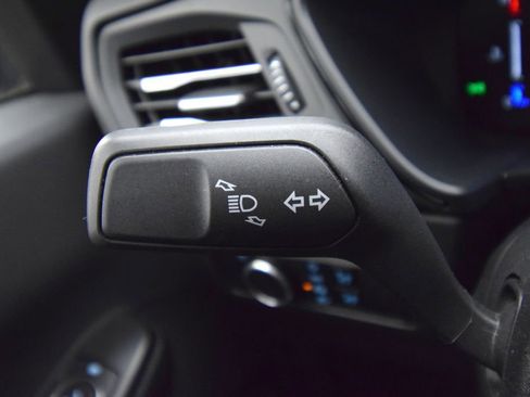 Used 2025 Ford Escape ST-Line AWD/4WD image 35