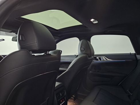 Used 2024 BMW 430i xDrive w/ Premium Package image 18