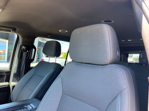 Used 2023 Chevrolet Suburban LS AWD/4WD image 30