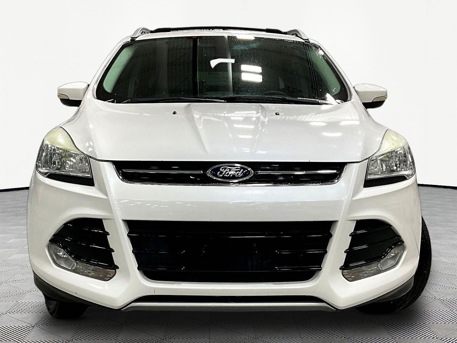Used 2014 Ford Escape Titanium AWD/4WD image 2