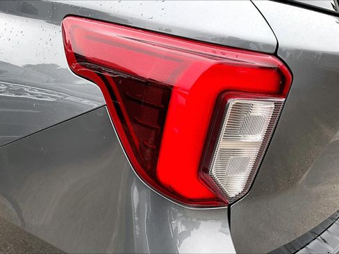 Certified 2022 Ford Explorer ST w/ Equipment Group 401A image 27