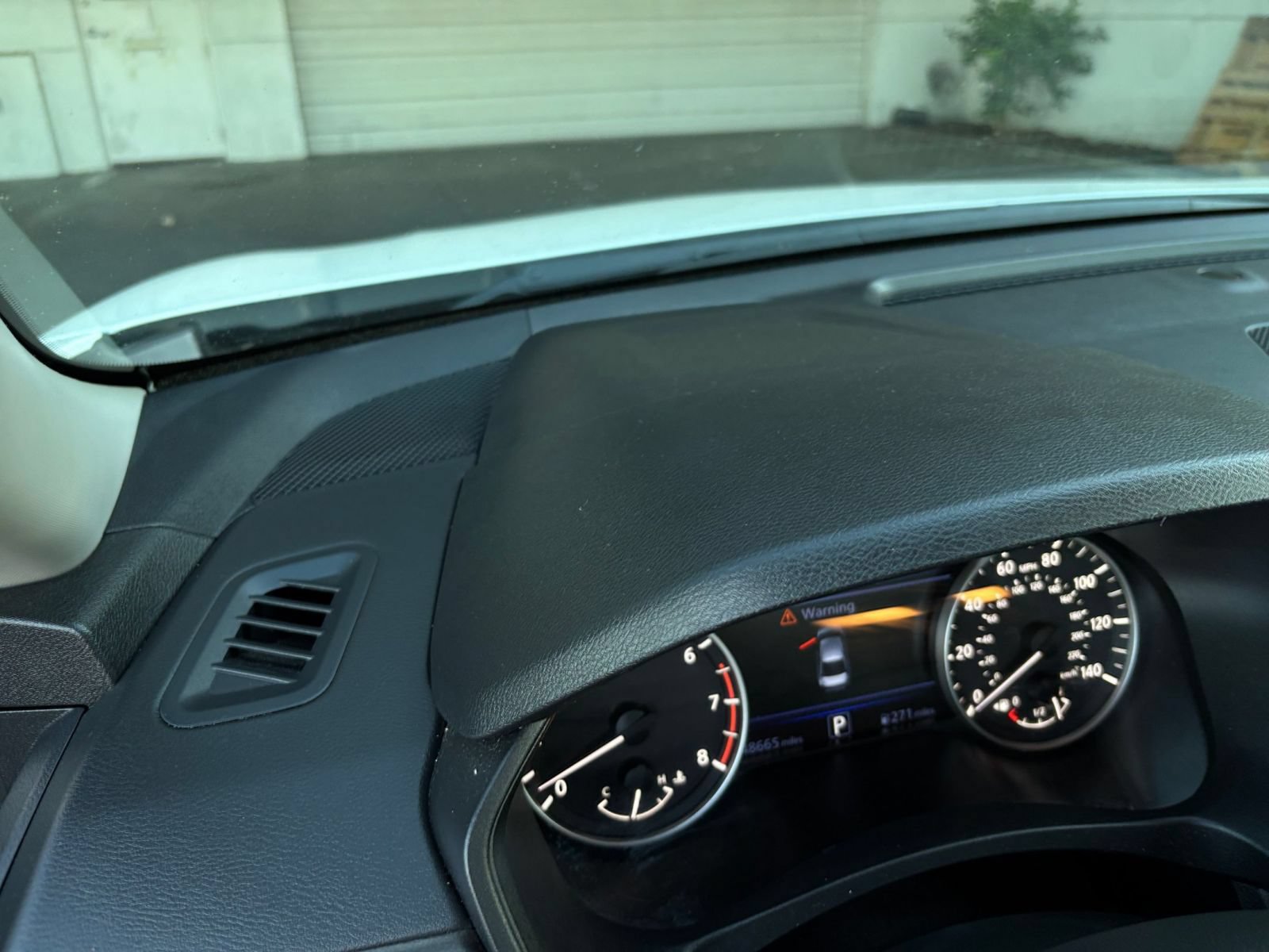 Used 2025 Nissan Altima 2.5 SV FWD image 34
