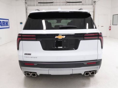 New 2026 Chevrolet Traverse LT FWD image 30