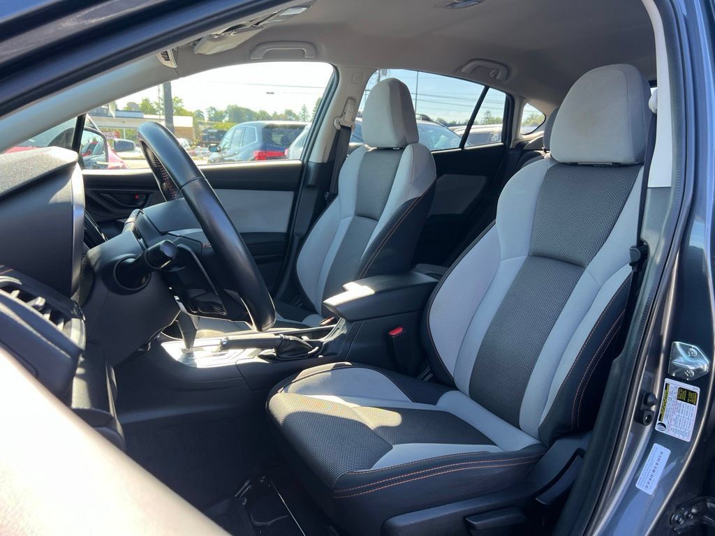 Used 2023 Subaru Crosstrek 2.0i Premium AWD/4WD image 16