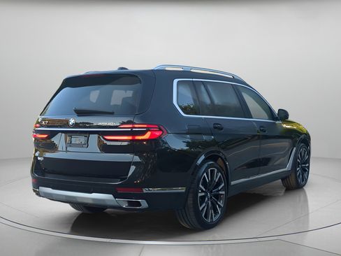 Used 2025 BMW X7 xDrive40i w/ Premium Package AWD/4WD image 40