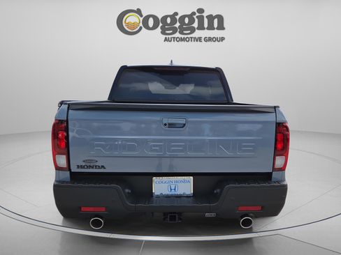 New 2026 Honda Ridgeline Black Edition image 5