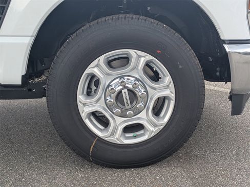 New 2026 Ford F250 XLT image 23