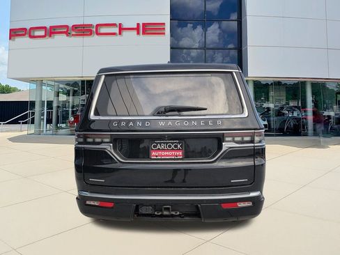 Used 2022 Jeep Grand Wagoneer Series II w/ Premium Group II image 5