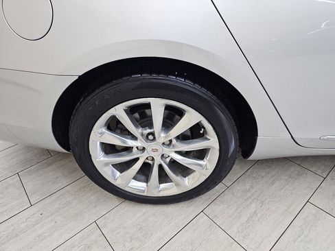 Used 2013 Cadillac XTS Luxury FWD image 40