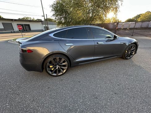 Used 2018 Tesla Model S 100D image 9