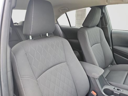 Used 2023 Toyota Corolla LE FWD image 18