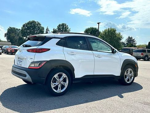 Used 2023 Hyundai Kona SEL AWD/4WD image 7