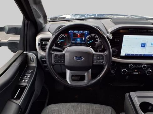 Used 2022 Ford F150 XLT w/ Equipment Group 302A High AWD/4WD image 9