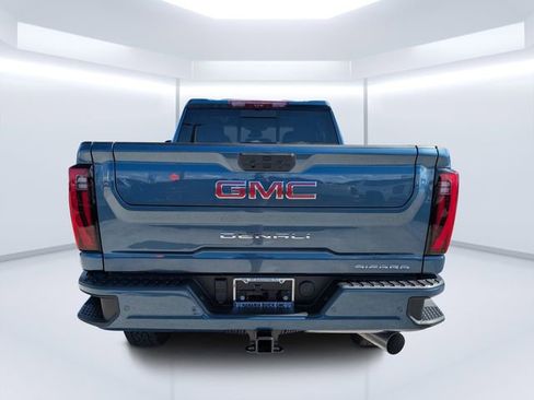 New 2026 GMC Sierra 2500 Denali w/ Denali Reserve Package image 4