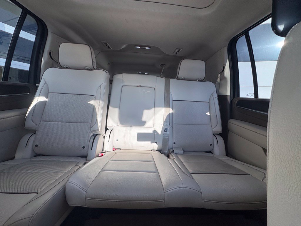 Used 2023 GMC Yukon XL Denali w/ Denali Reserve Package AWD/4WD image 32
