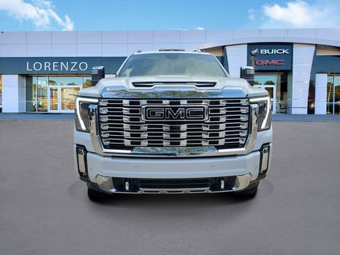 New 2026 GMC Sierra 2500 Denali w/ Denali Reserve Package AWD/4WD image 2