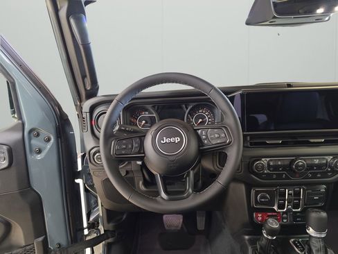 New 2026 Jeep Gladiator Mojave AWD/4WD image 19