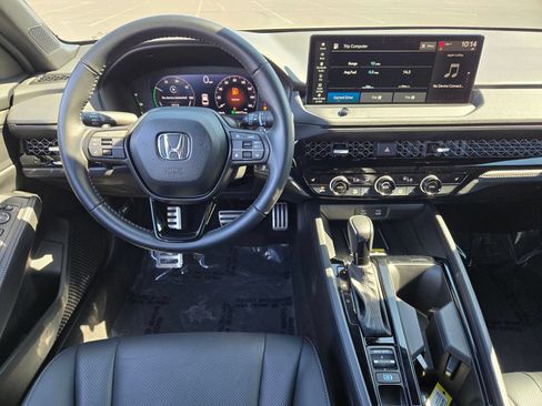 Used 2025 Honda Accord Sport image 11