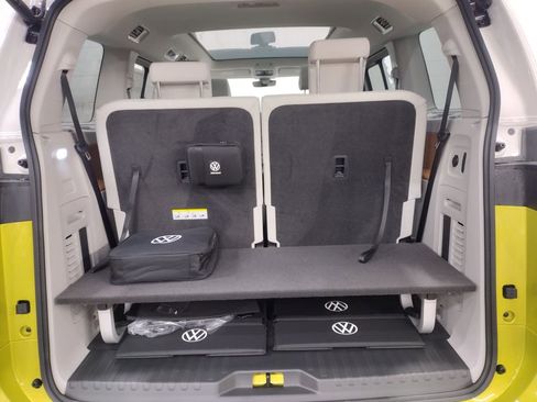 New 2025 Volkswagen ID. Buzz Pro S Plus image 17